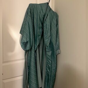 Vintage WonderBra flower bathrobe